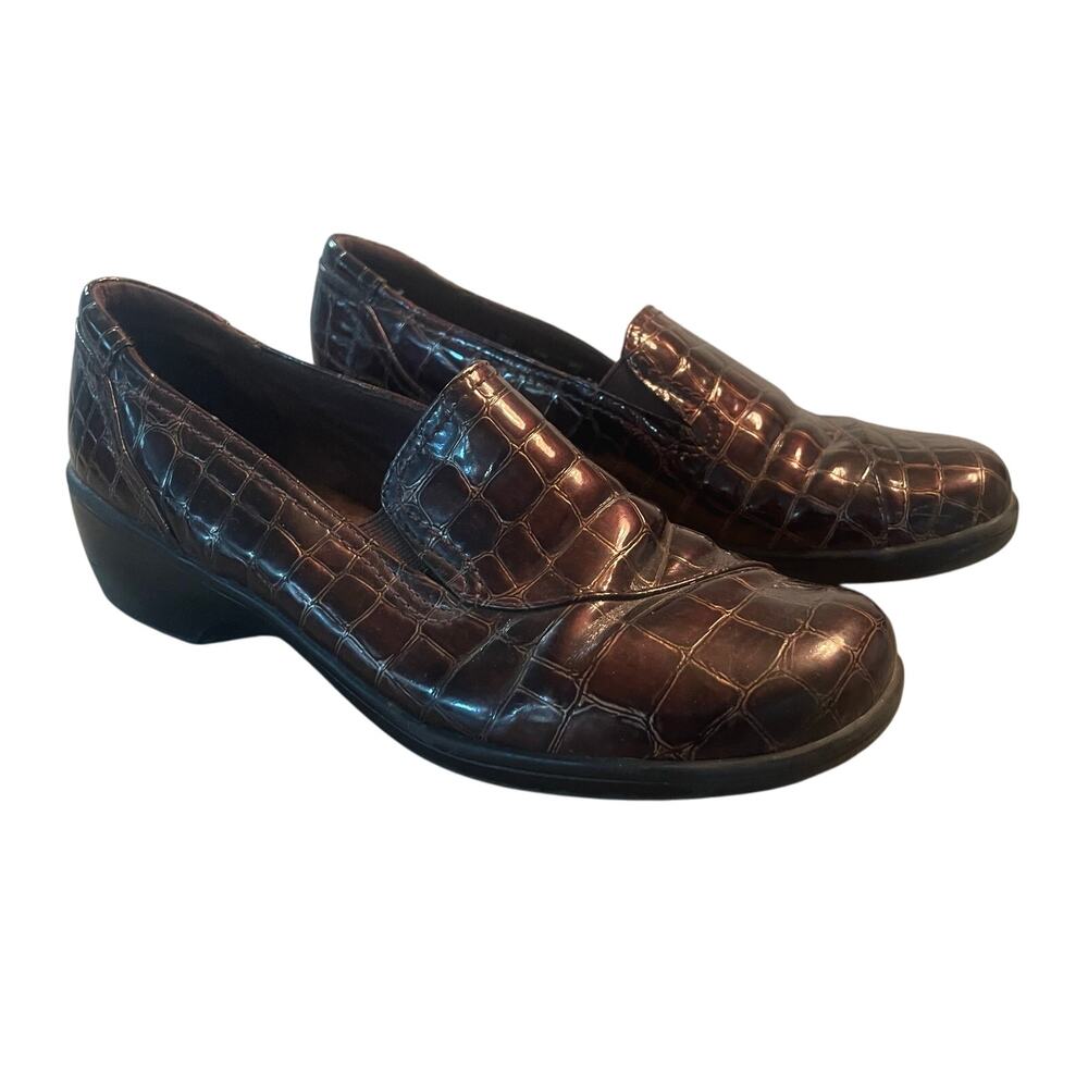 Clarks Womens Brown Croc May Poppy Patent Slip On Loafers Size 9.5
